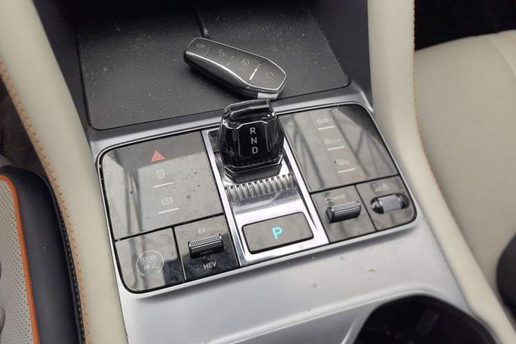 Used BYD Song PLUS New Energy 2024 HONOR Edition DM-i 110km Flagship Model
