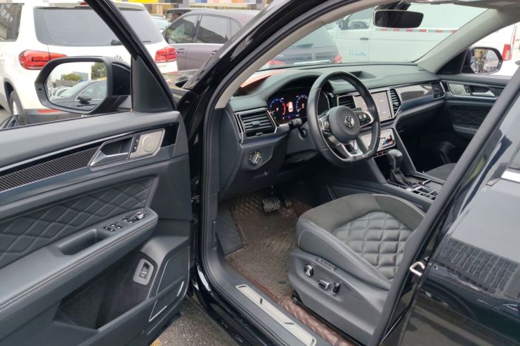 Used Volkswagen Teramont X 2019 330TSI Two-Wheel-Drive Prestige Luxury Edition
