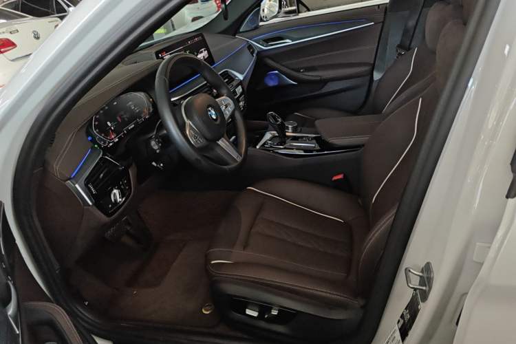 Used BMW 5 Series 2023 530Li Leading Model M Sport Package
