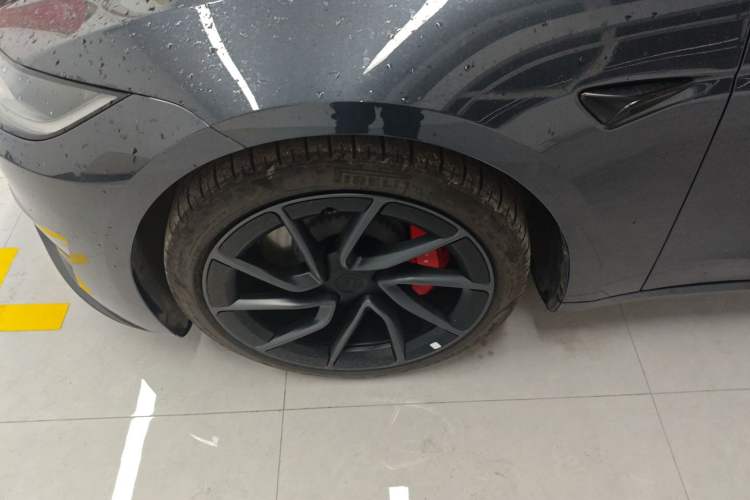 Used Tesla Model 3 2024 High-Performance All-Wheel-Drive Version
