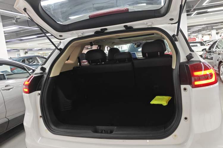 Used Geely Auto Emgrand X7 Sport 2020 1.8TD DCT Two-Wheel Drive Zhiya Model
