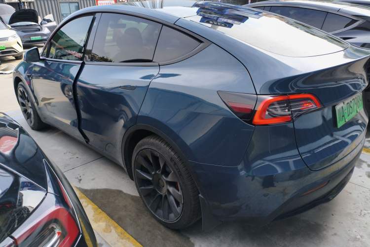 Used Tesla Model Y 2022 Rear-Wheel-Drive Version
