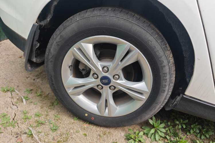 Used Ford Focus 2012 Hatchback 1.6L Automatic Fashion Edition
