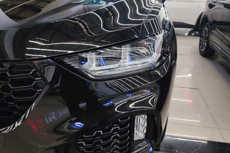 Used Wey VV5 2017 2.0T Ultra-Luxury Version
