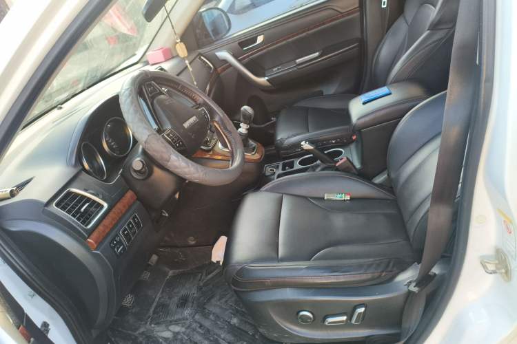 Used Haval H6 2015 Revised Version Sport Edition 1.5T Manual Transmission Two-Wheel Drive Elite Grade
