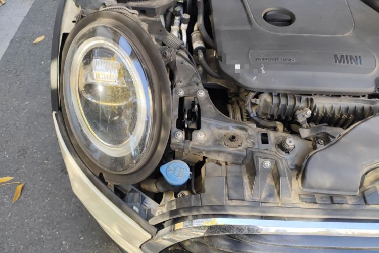 Used  MINI 2019 1.5T COOPER Classic Edition Five-Door Version
