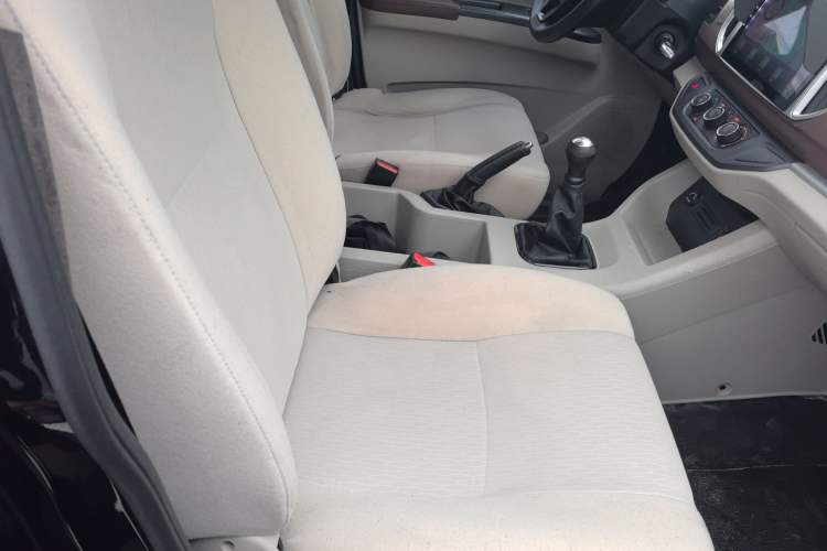 Used FORTHING Lingzhi 2020 M5L 1.6L Utility Model