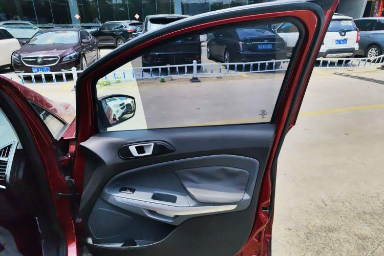 Used Ford EcoSport 2013 1.5L Automatic Fashion Model
