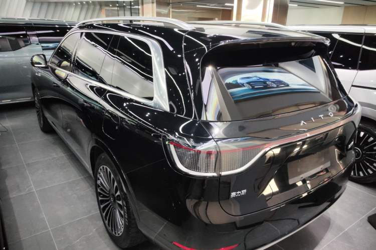 Used Hima AITO M9 2024 Range-Extended Ultra Version 42 kWh 6-Seater Model
