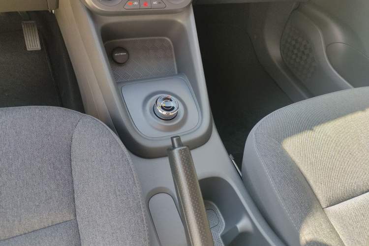 Used Wuling Hongguang New Energy 2024 All-Electric Model 300KM Practical Version
