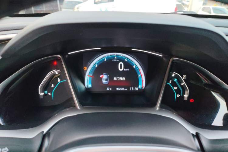 Used Honda Civic 2016 220TURBO Manual Luxury Edition
