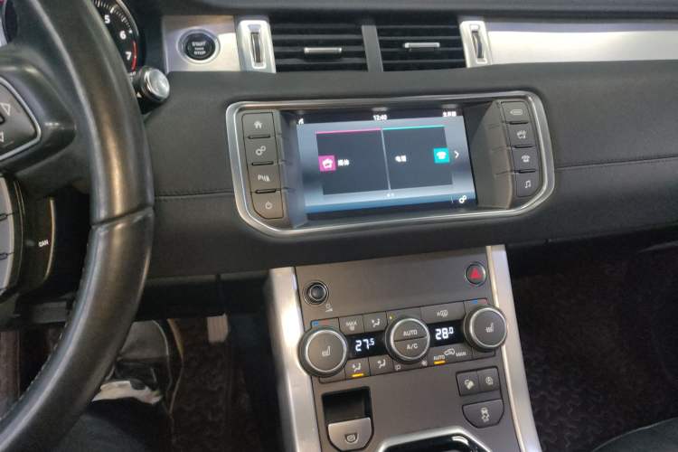 Used Land Rover Range Rover Evoque 2018 200PS PURE New Fashion Edition
