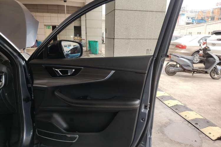 Used Chery Tiggo 8 2020 290TGDI Automatic Luxury Edition
