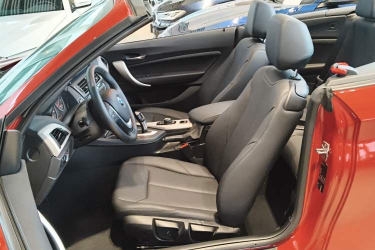 Used BMW 2 Series (Import) 2015 218i Convertible Coupe