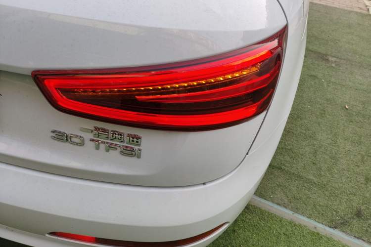 Used Audi Q3 2015 30 TFSI Comfort Model