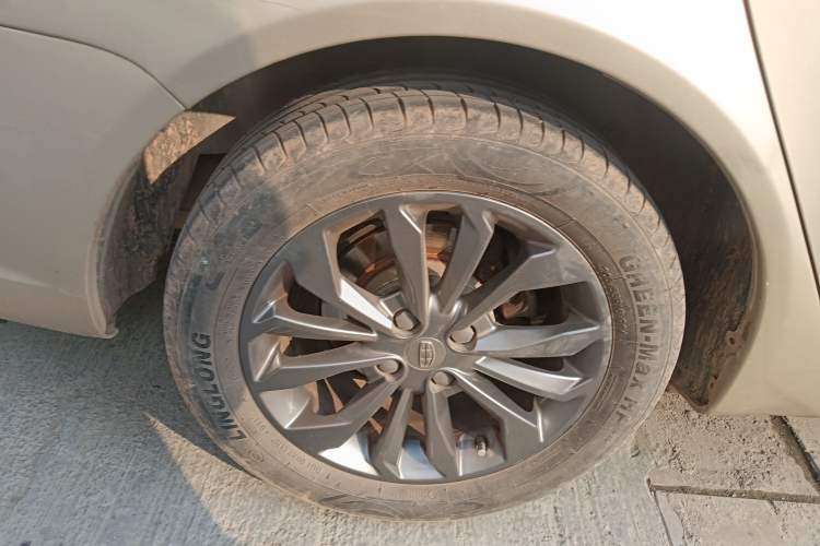 Used Geely Auto Vision 2016 1.5L Manual Happiness Edition
