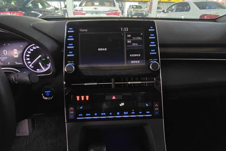 Used Toyota Avalon 2019 Dual-Engine 2.5L XLE Prestige Version China VI Standard
