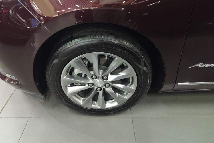 Used Buick GL8 2022 Avenir Aivia 7-Seater Deluxe Edition
