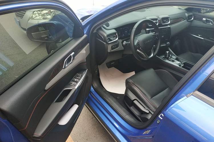 Used Lynk & Co 02 2018 1.5T DCT Two-Wheel Drive Sporty Version China V Standard
