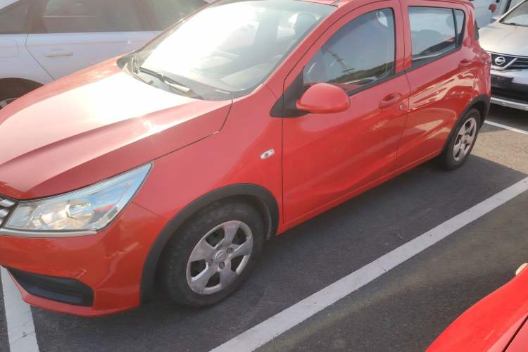 Used Baojun 310 2016 1.2L manual Comfort trim level
