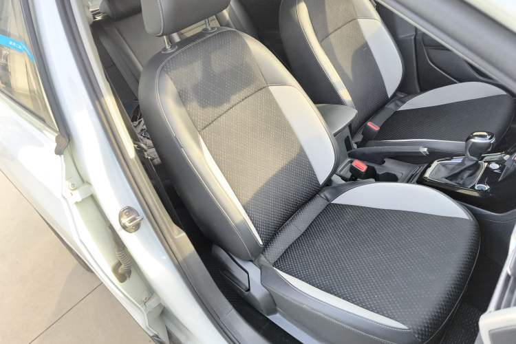 Used Volkswagen Tacqua 2021 200TSI DSG JoyConnect Edition
