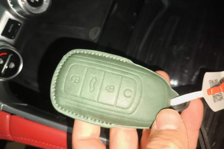 Used  Stellar 2023 400T Four-Wheel Drive Deluxe Edition