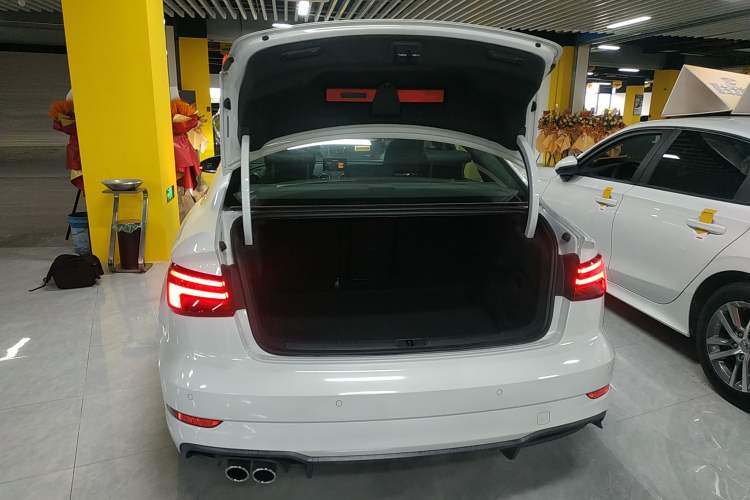 Used Audi A3 2020 Limousine 35 TFSI Fashion Edition China VI Emission Standard