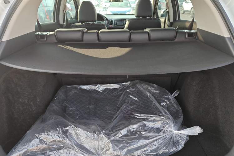 Used Honda Vezel 2017 1.8L CVT Front-Wheel Drive Pioneer Edition
