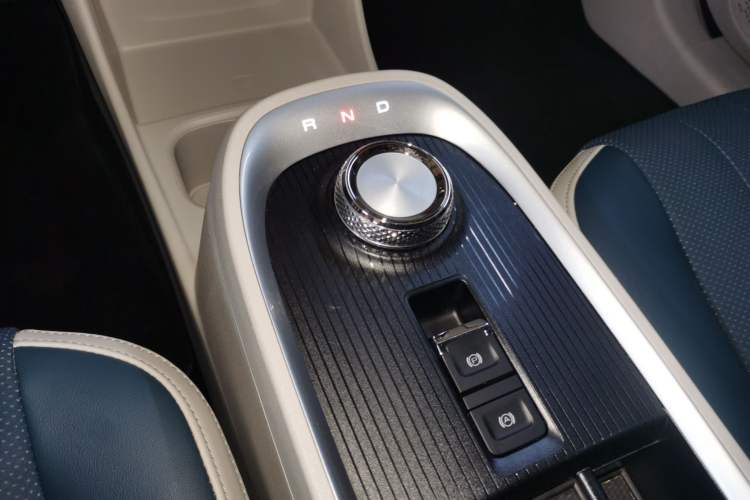 Used ORA Good Cat 2022 Morandi Edition 400km Standard Range Premium Version Lithium Iron Phosphate
