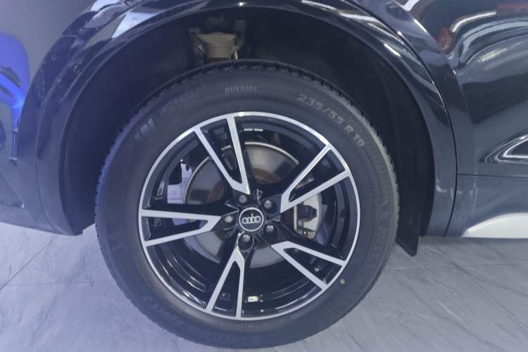 Used Audi Q5L 2022 40T Fashionable and Dynamic Model