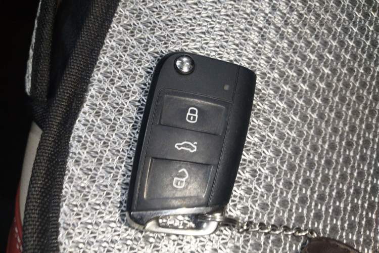 Used Volkswagen T-ROC 2020 280TSI DSG Two-Wheel Drive Comfort Version