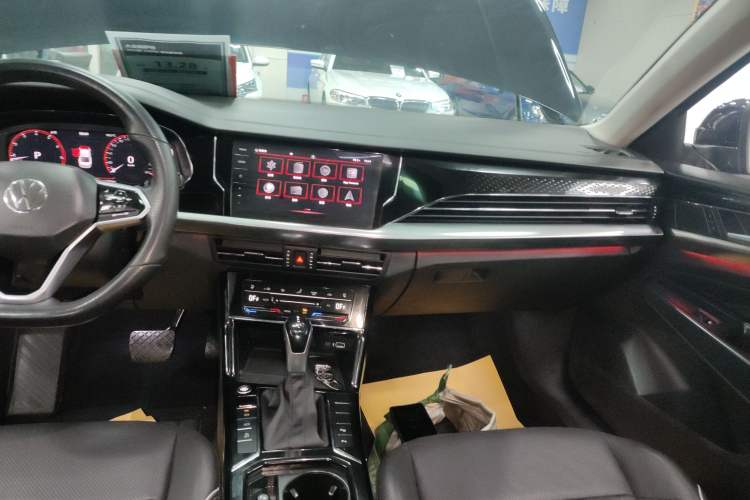 Used Volkswagen Passat 2022 330TSI Starry Luxury Edition