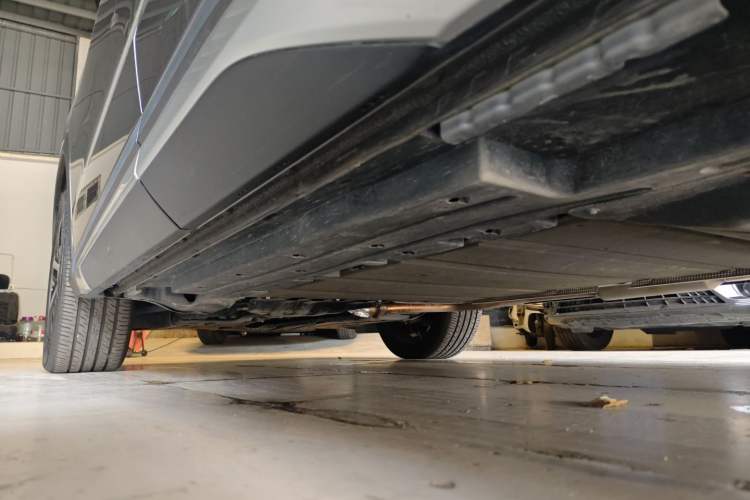 Used BYD Song L DM-i 2024 112 km Leading Edition
