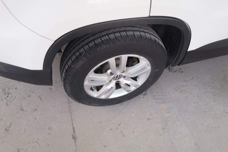 Used Volkswagen Tiguan 2015 1.8TSI Automatic Two-Wheel Drive Trend Edition