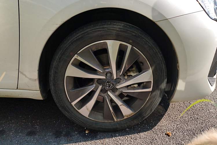 Used Peugeot 408 2022 1.6T Light-Chasing Edition
