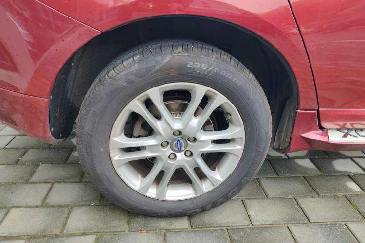 Used Volvo XC60 2015 T5 Smart Upgrade Model
