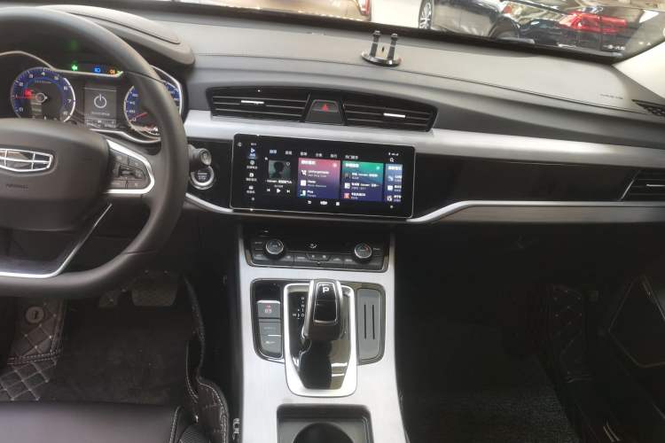 Used Geely Auto Emgrand X7 Sport 2021 Million Edition 1.8TD DCT Two-Wheel Drive Comfort Model