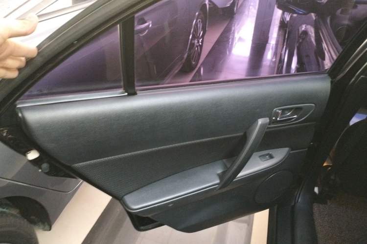 Used Mazda Mazda 6 2015 2.0L Automatic Classic Version
