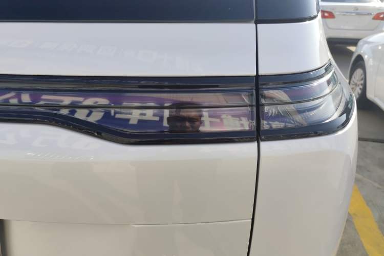 Used AION Y 2023 Plus 510 Smart Edition