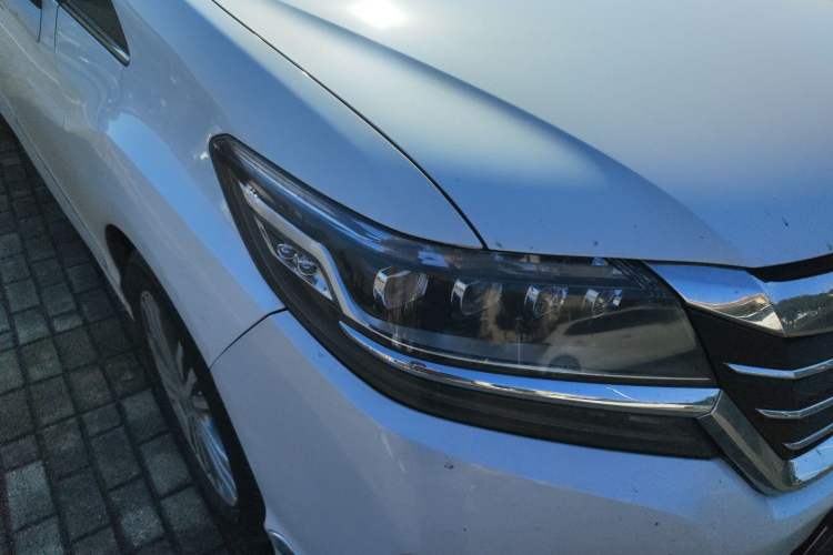 Used Honda Elysion 2016 2.4L Supreme Edition
