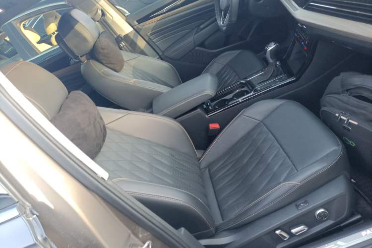 Used Volkswagen Passat 2019 380TSI Prestige Edition China VI Standard