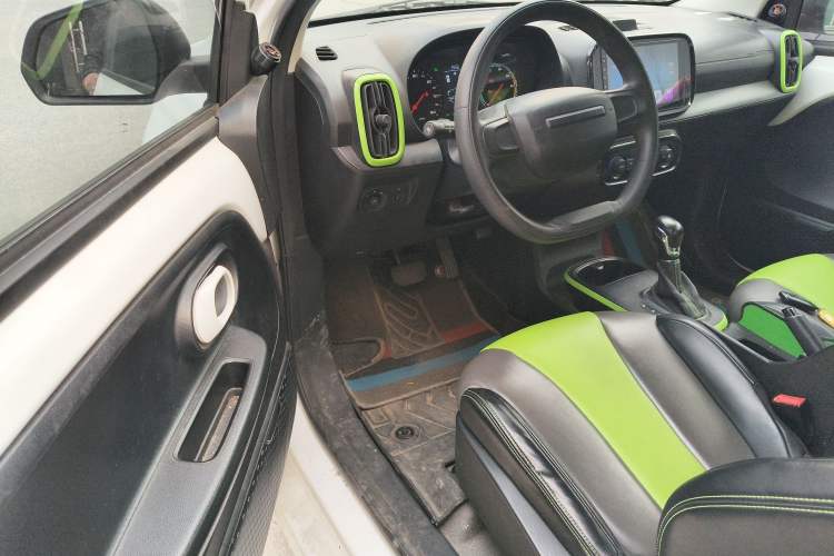 Used Roewe Clever 2021 302km All-Round Version
