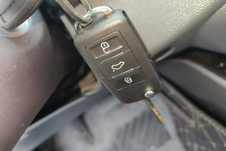 Used Ford Escort 2017 Happiness Edition 1.5L Automatic Fashion Version
