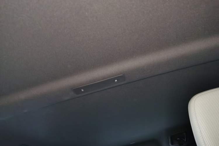 Used  V23 2025 501 Four-Wheel Drive Advanced Version
