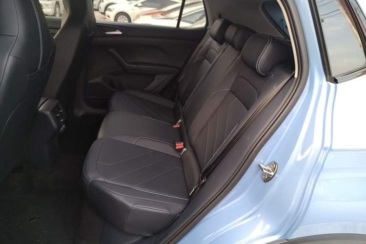 Used Volkswagen Tharu 2025 NewRui 300TSI Prestige Edition