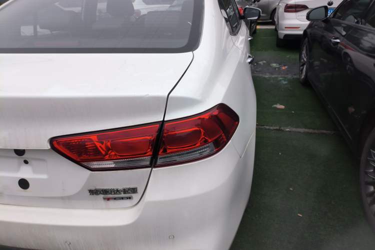 Used Kia K4 2014 1.6T Automatic Turbo
