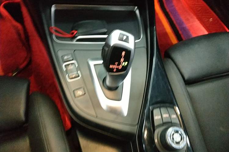 Used BMW 2 Series 2019 225i Convertible Coupe Sports Design Package
