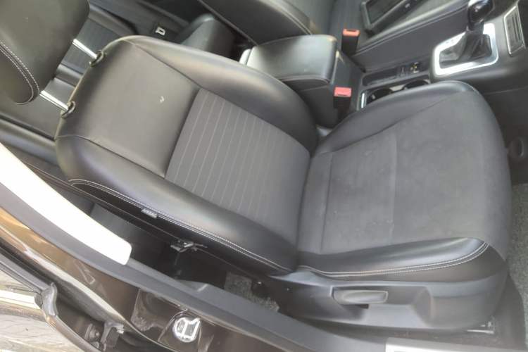 Used Volkswagen Tiguan 2016 280TSI Automatic Two-Wheel-Drive Silk Road Style Edition
