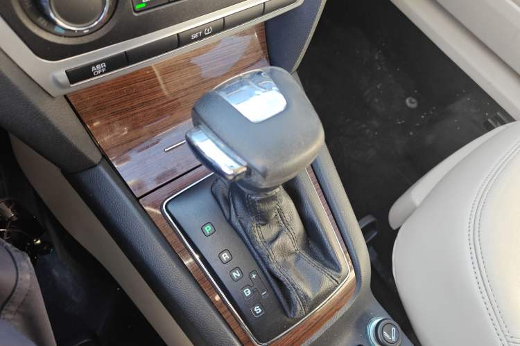 Used Skoda Octavia 2013 1.6L Automatic Yijun Edition