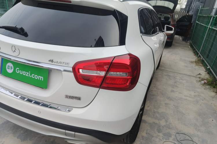 Used Mercedes-Benz GLA 2016 GLA 220 4MATIC Fashion Edition
